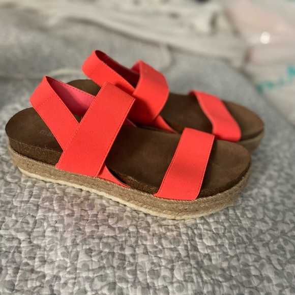 Steve Madden platform sandals pink - Picture 1 of 5